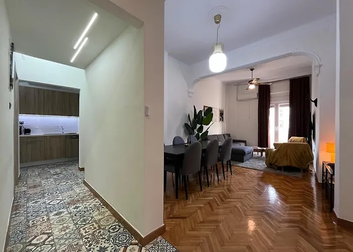Doormat #41 Aristotelous Urban Charm Daire Selanik